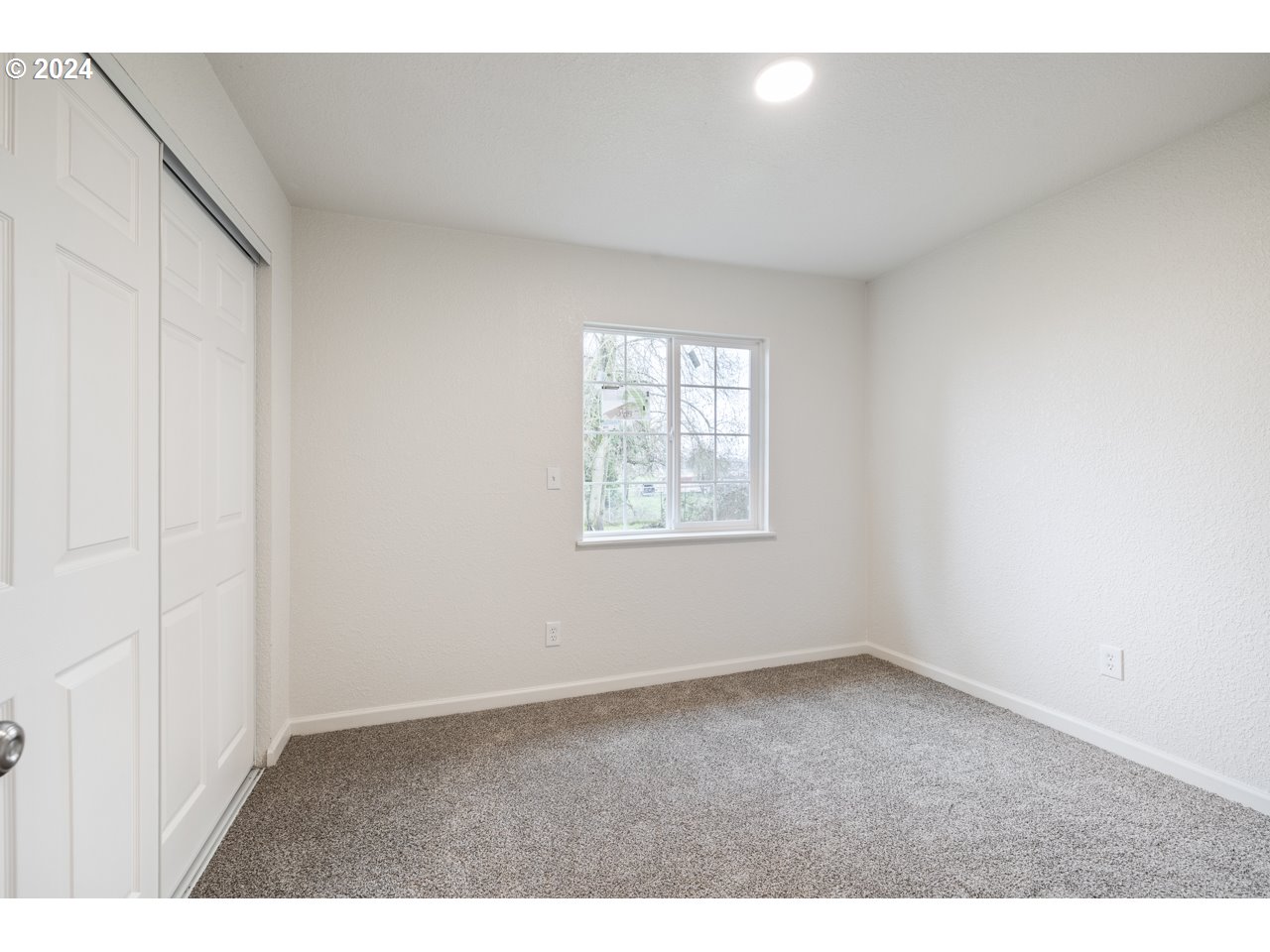 3815 Southeast Spicer Road Albany, OR 97322 - Photo 13 of 23 Gallery Image 13