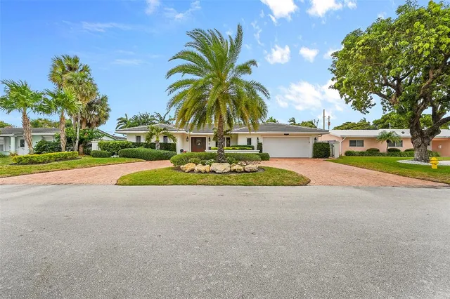 $1,168,788 | 4221 Northeast 26th Avenue, Lighthouse Point, FL 33064