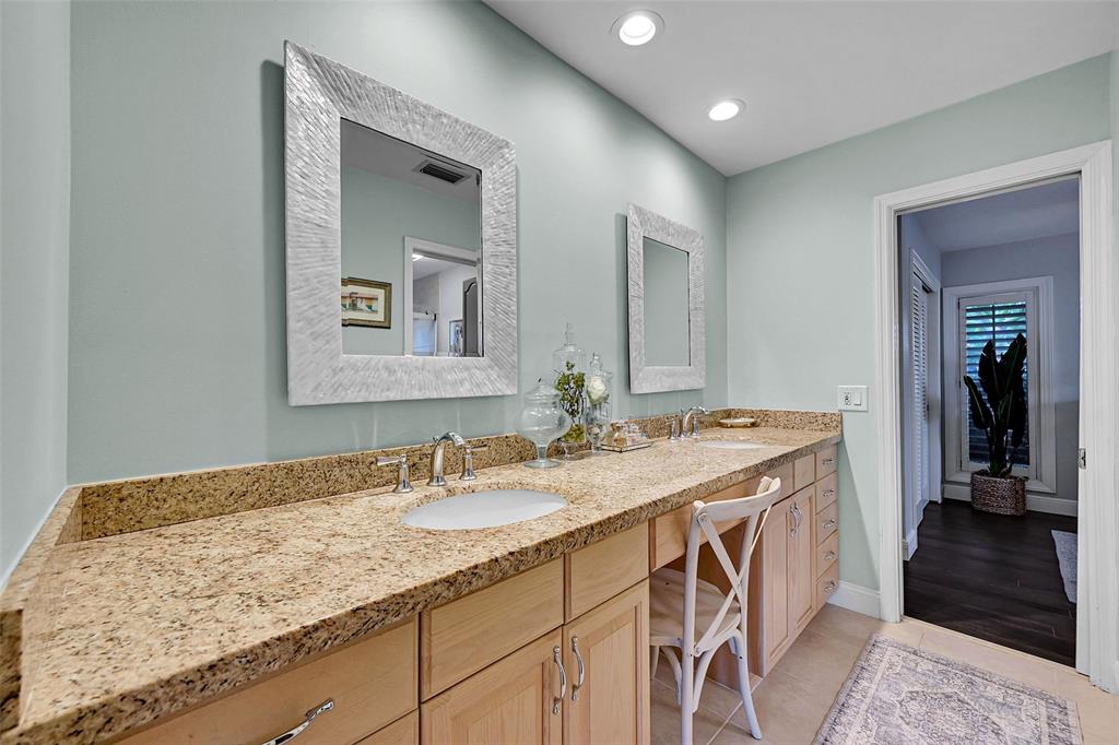 4221 Northeast 26th Avenue Lighthouse Point, FL 33064 - Photo 24 of 59