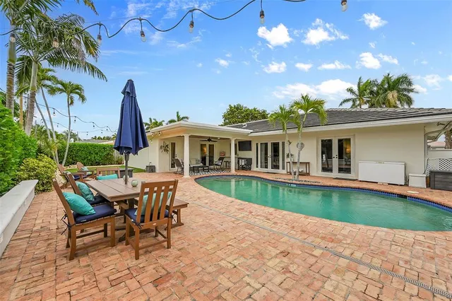 $1,168,788 | 4221 Northeast 26th Avenue, Lighthouse Point, FL 33064