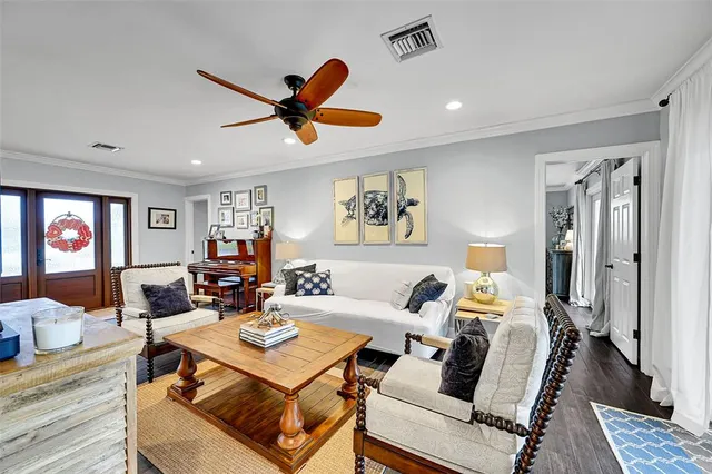 $1,168,788 | 4221 Northeast 26th Avenue, Lighthouse Point, FL 33064