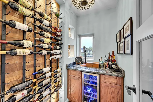 $1,168,788 | 4221 Northeast 26th Avenue, Lighthouse Point, FL 33064