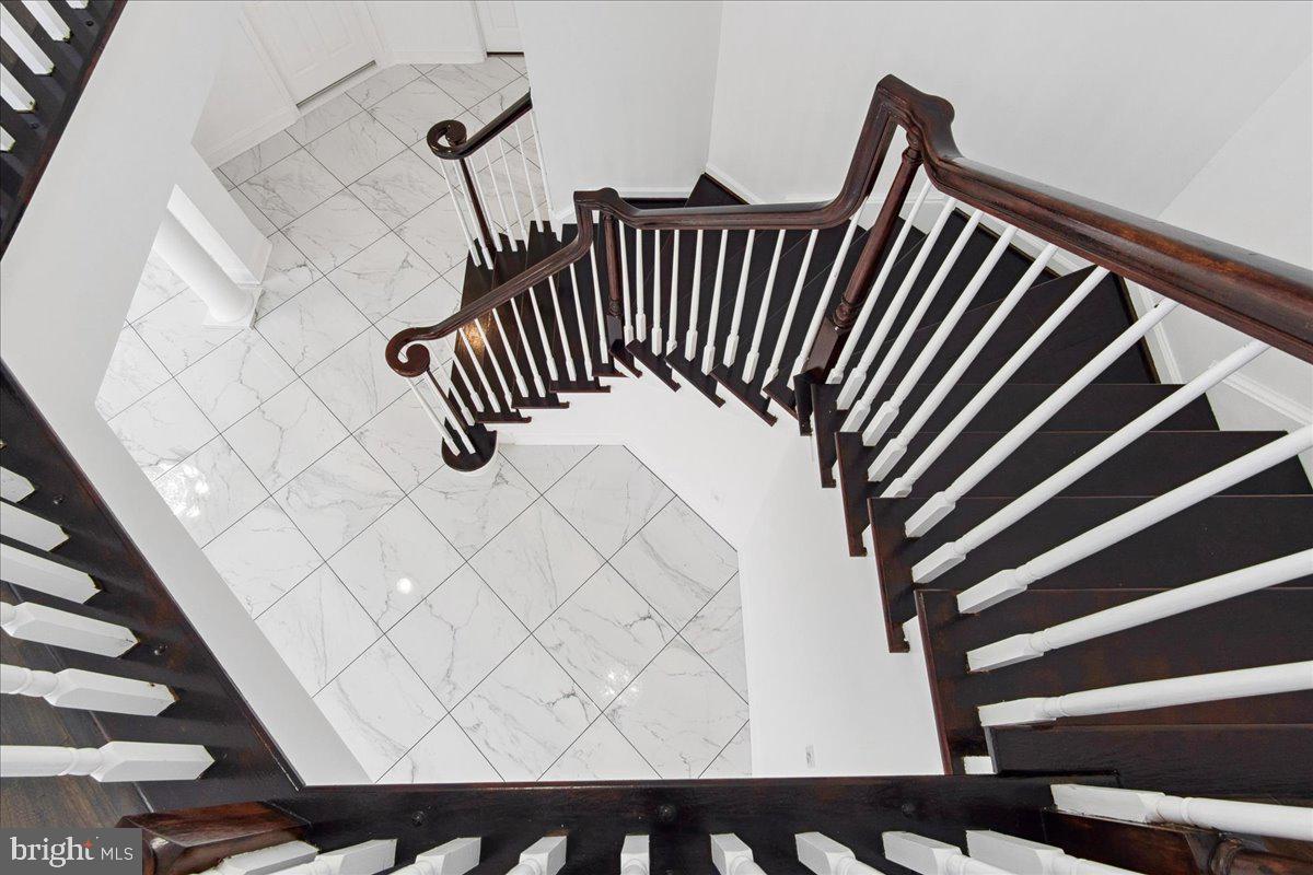 1818 Granby Way Frederick, MD 21702 - Photo 13 of 67 Staircase Pic 1