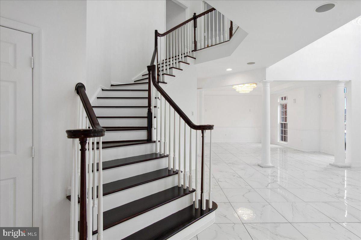 1818 Granby Way Frederick, MD 21702 - Photo 14 of 67 Staircase Pic 2