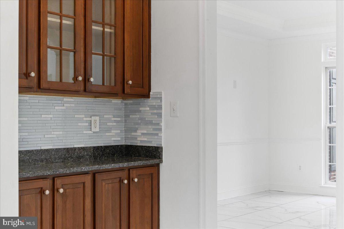 1818 Granby Way Frederick, MD 21702 - Photo 18 of 67 Butlers pantry Pic 1