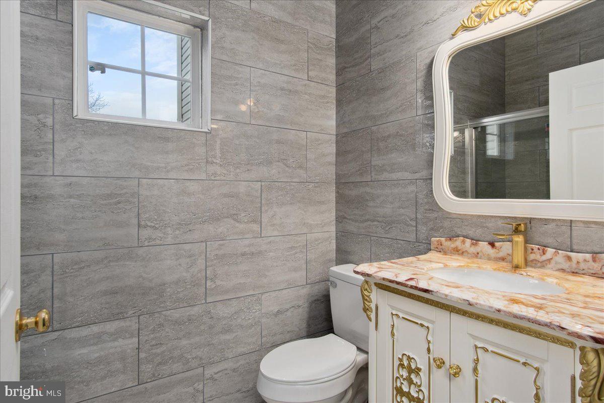 1818 Granby Way Frederick, MD 21702 - Photo 36 of 67 Half bath main level