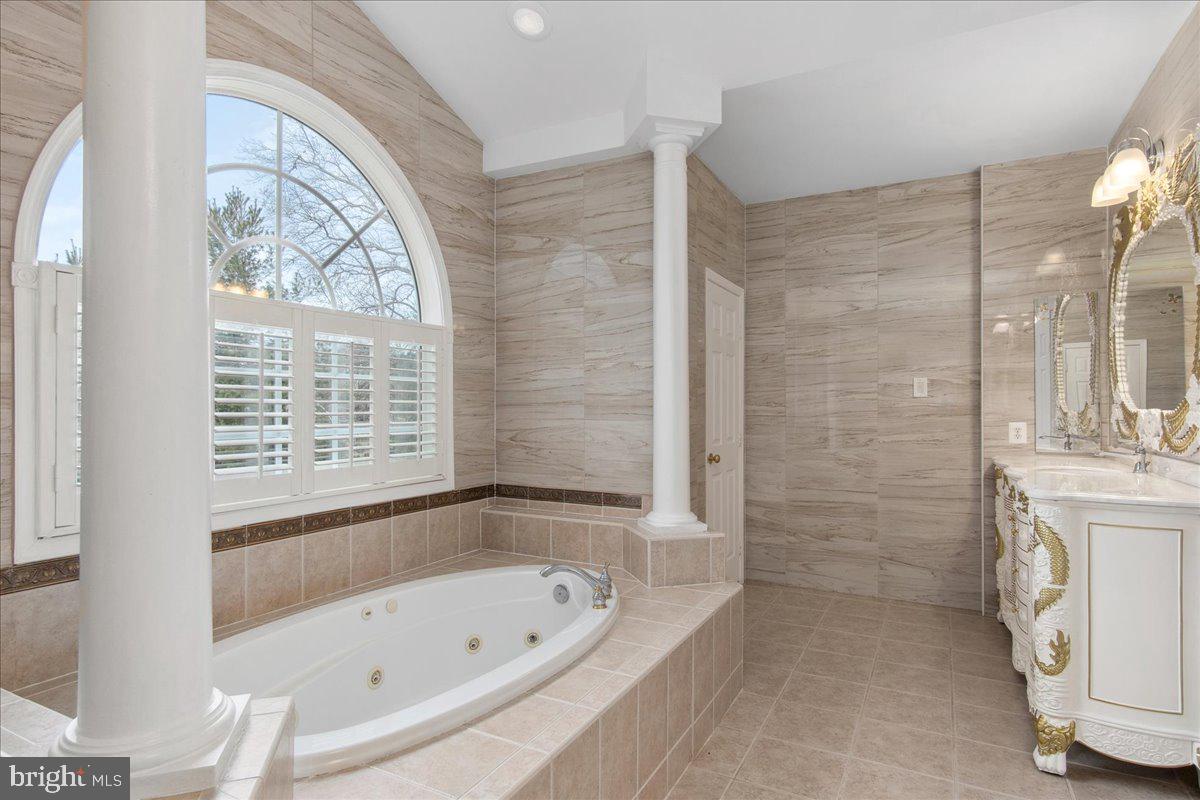 1818 Granby Way Frederick, MD 21702 - Photo 45 of 67 Owners bathroom Pic 1