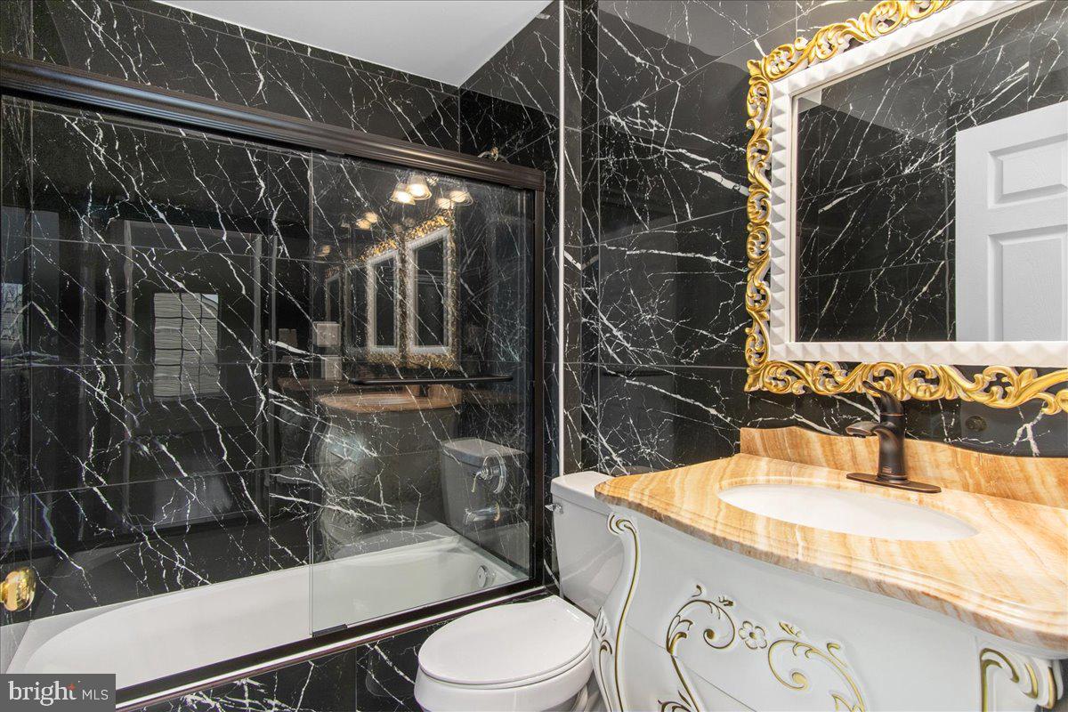 1818 Granby Way Frederick, MD 21702 - Photo 50 of 67 Upper level bedroom 2 private bathroom