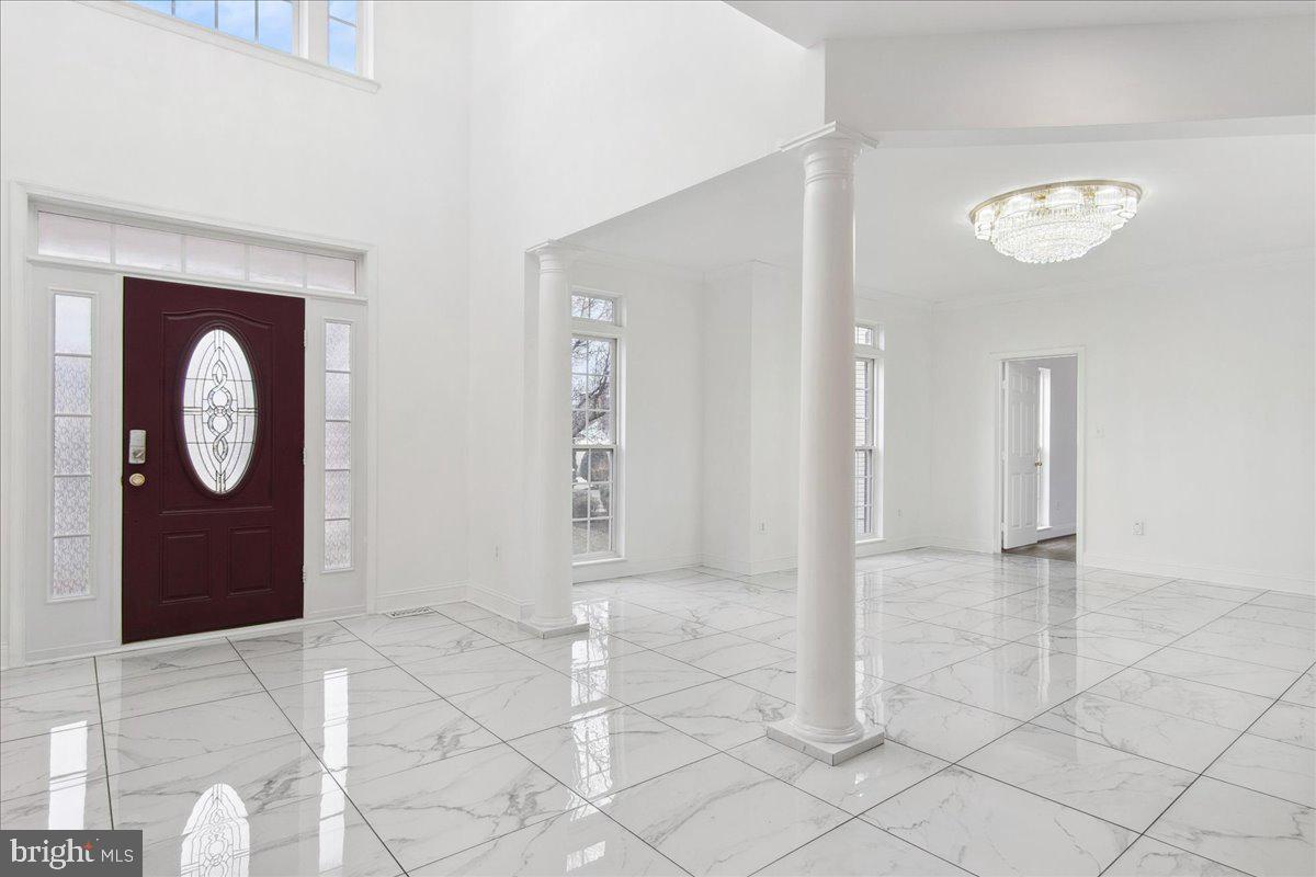 1818 Granby Way Frederick, MD 21702 - Photo 7 of 67 Foyer Pic 6