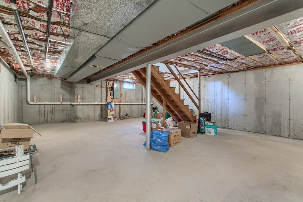 2 Rhum Circle Chelmsford, MA 01863 - Photo 26 of 28