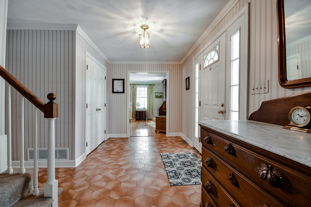 40 Minebrook Road Sudbury, MA 01776 - Photo 15 of 23