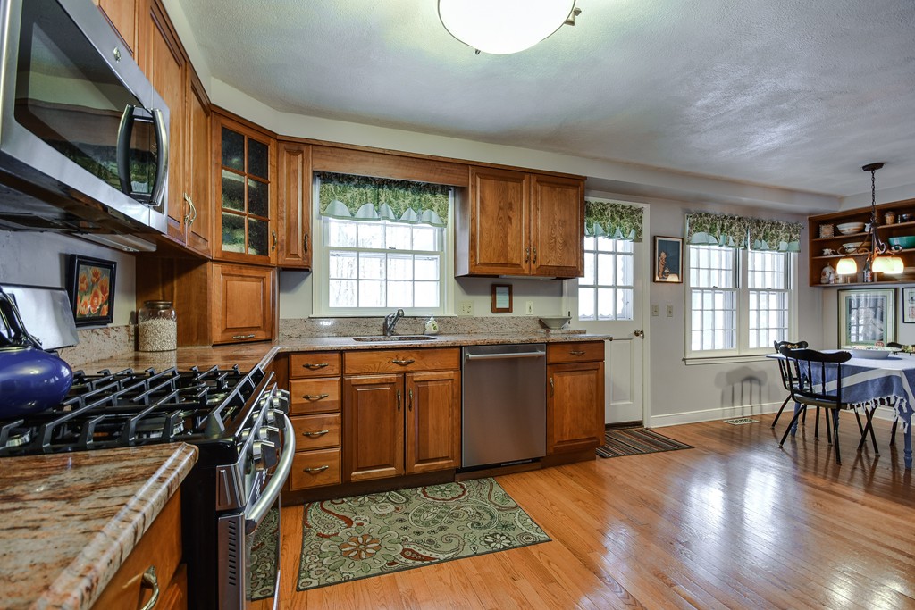 40 Minebrook Road Sudbury, MA 01776 - Photo 10 of 23