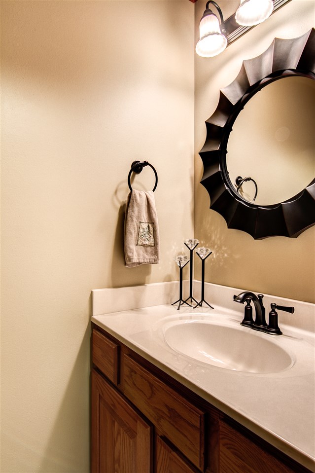 6548 Shadow Ridge Road Rockford, IL 61107 - Photo 12 of 25 Gallery Image 12