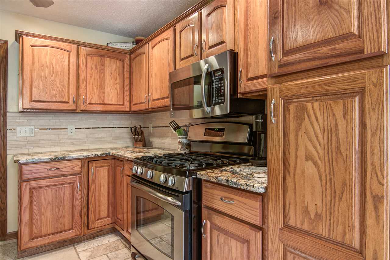 6548 Shadow Ridge Road Rockford, IL 61107 - Photo 10 of 25 Gallery Image 10