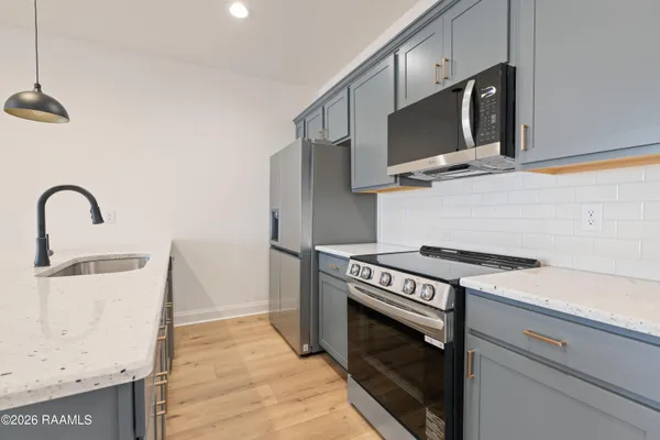 $239,999 | 130 Frontier Lane, Scott, LA 70583