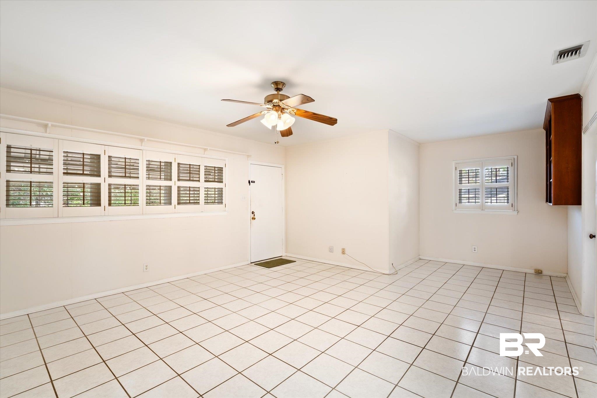 16 East Chadwick Drive Mobile, AL 36606 - Photo 8 of 19