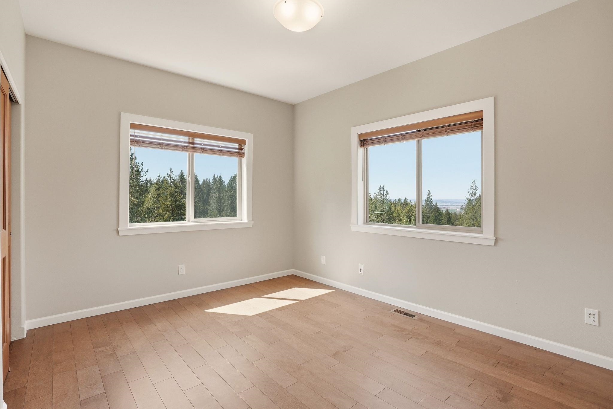 15415 North Timbercrest Lane Mead, WA 99021 - Photo 23 of 48