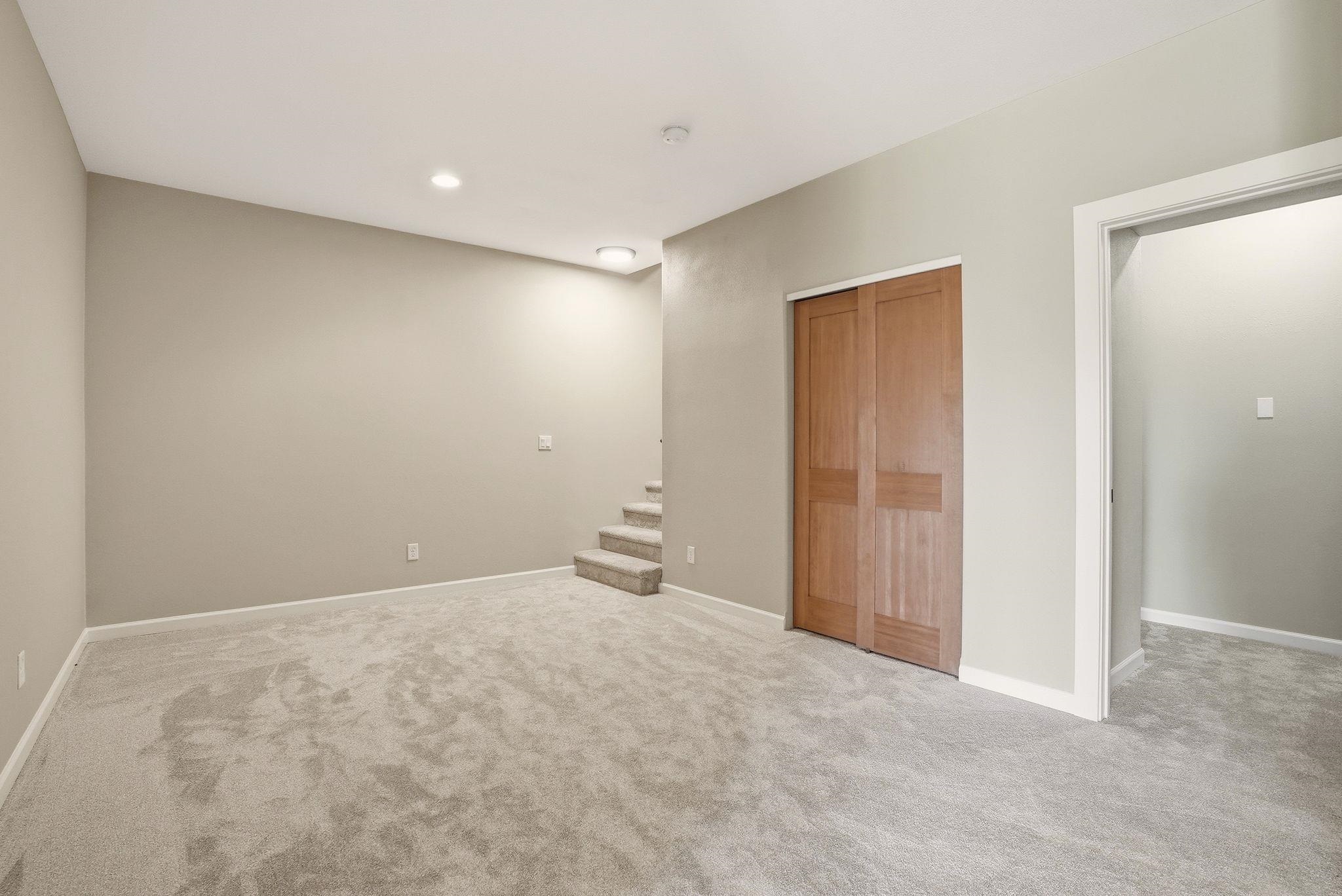 15415 North Timbercrest Lane Mead, WA 99021 - Photo 25 of 48