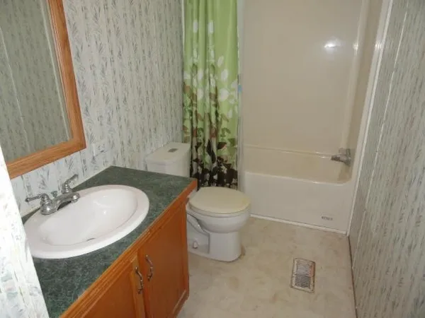 $114,500 | 700 North 8th Street, Avoca, WI 53506