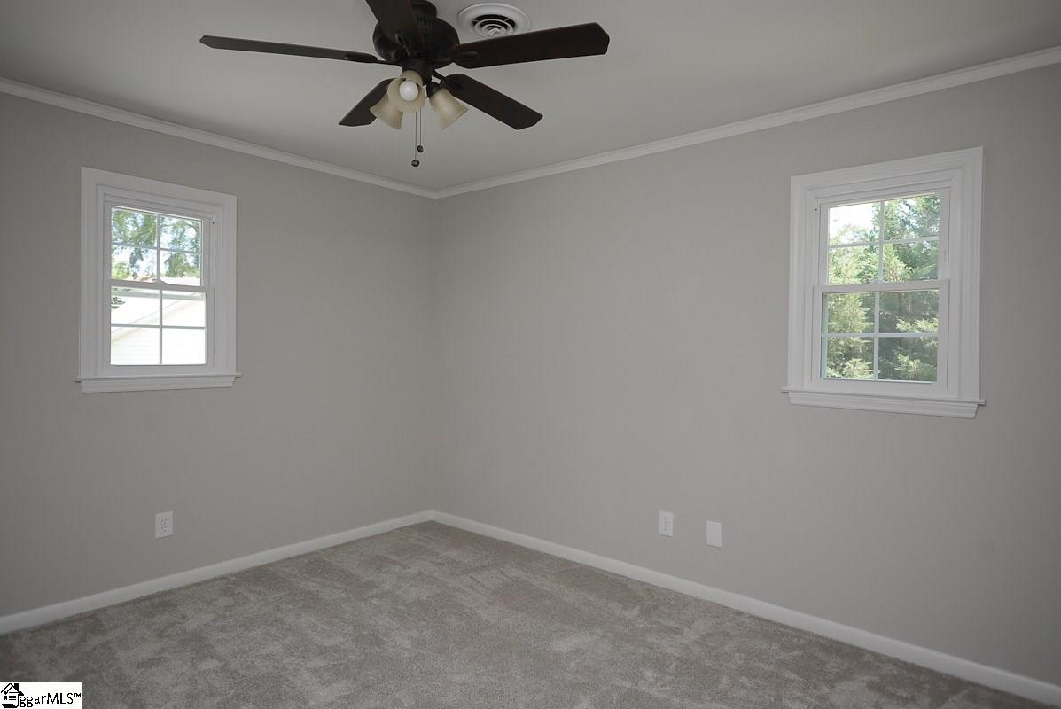 28 Meredith Lane Greenville, SC 29607 - Photo 27 of 34 Gallery Image 27