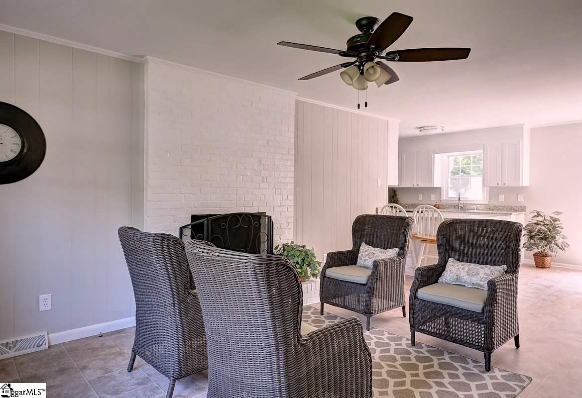 28 Meredith Lane Greenville, SC 29607 - Photo 5 of 34 Gallery Image 5