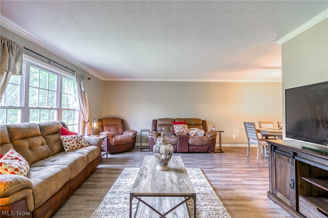 5300 Dailey Road Akron, OH 44319 - Photo 6 of 30