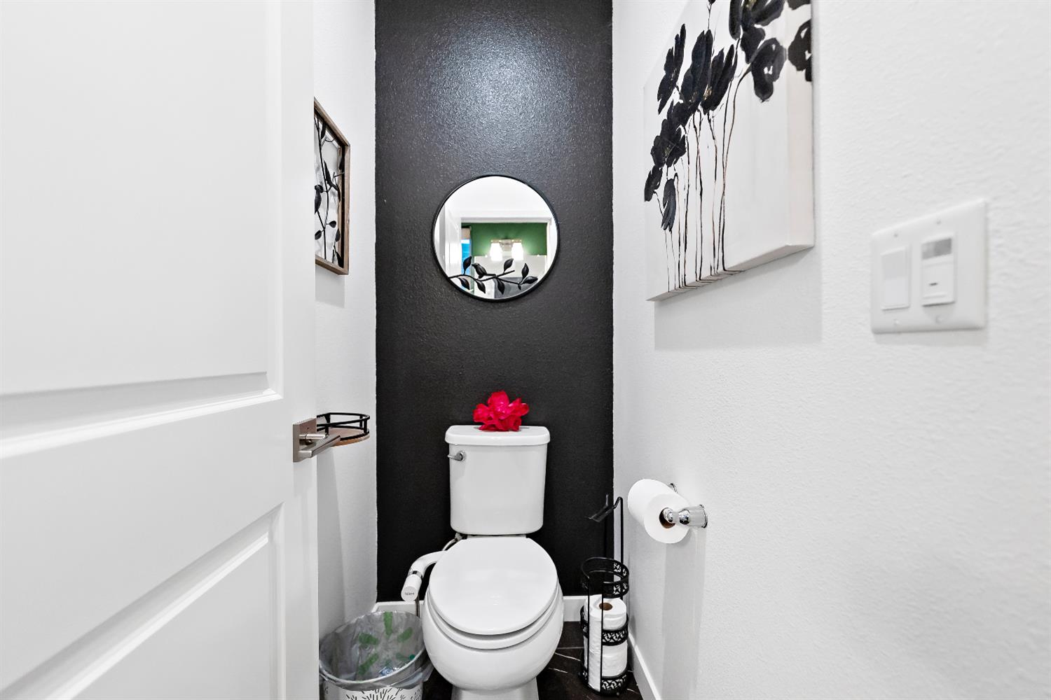 4301 San Miguel Road Madera, CA 93636 - Photo 7 of 20 a bathroom with a toilet and a sink