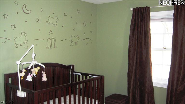 4154 Silsby Road University Heights, OH 44118 - Photo 13 of 18 Third Bedroom.