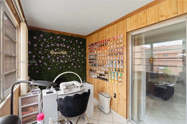 $220,000 | 1810 West 56th Street, Unit 3223, Hialeah, FL 33012