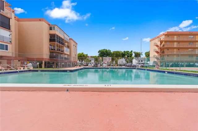 $220,000 | 1810 West 56th Street, Unit 3223, Hialeah, FL 33012