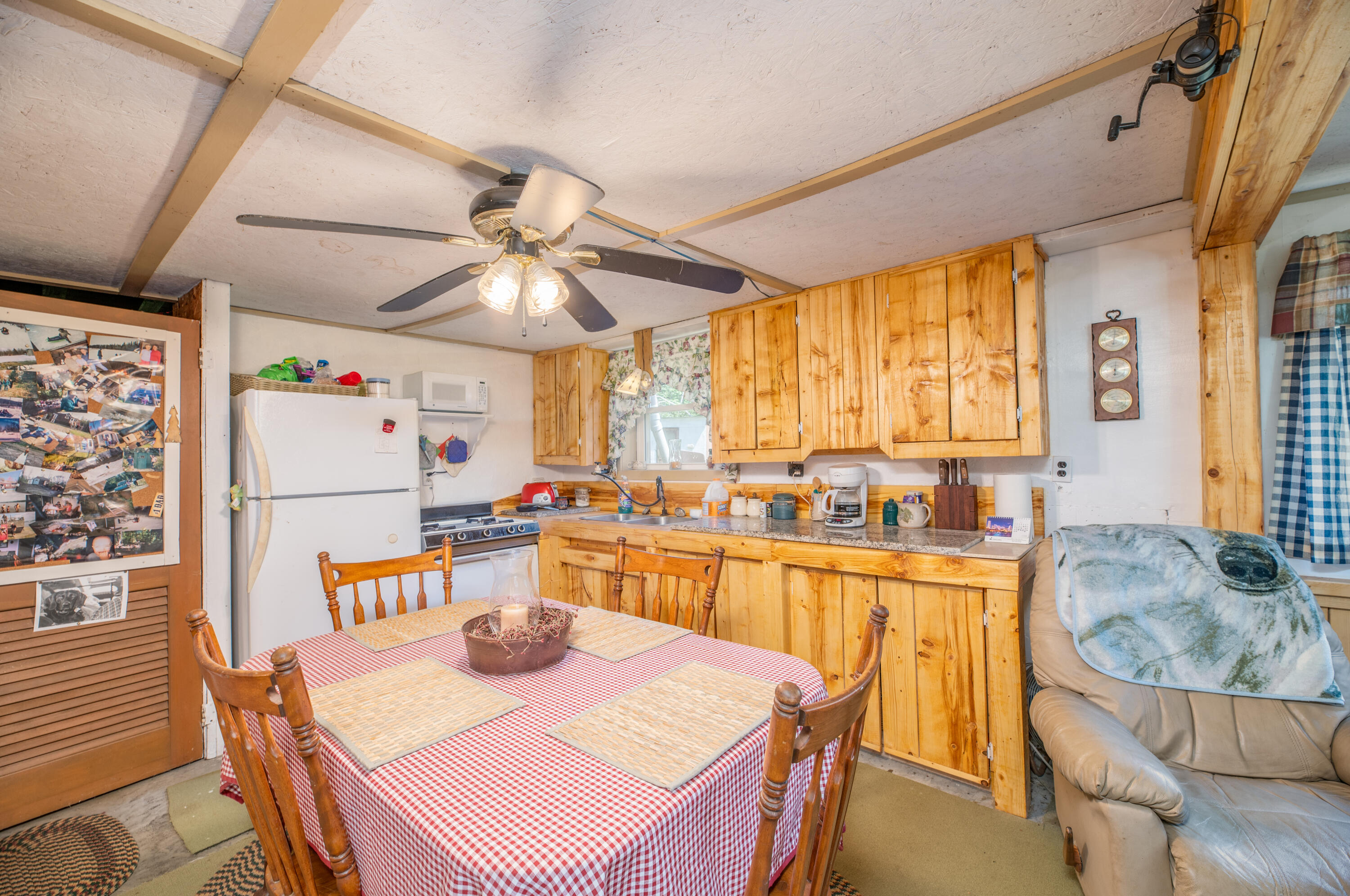 24 Kingsbury Road Wellington, ME 04942 - Photo 3 of 42 Interior16