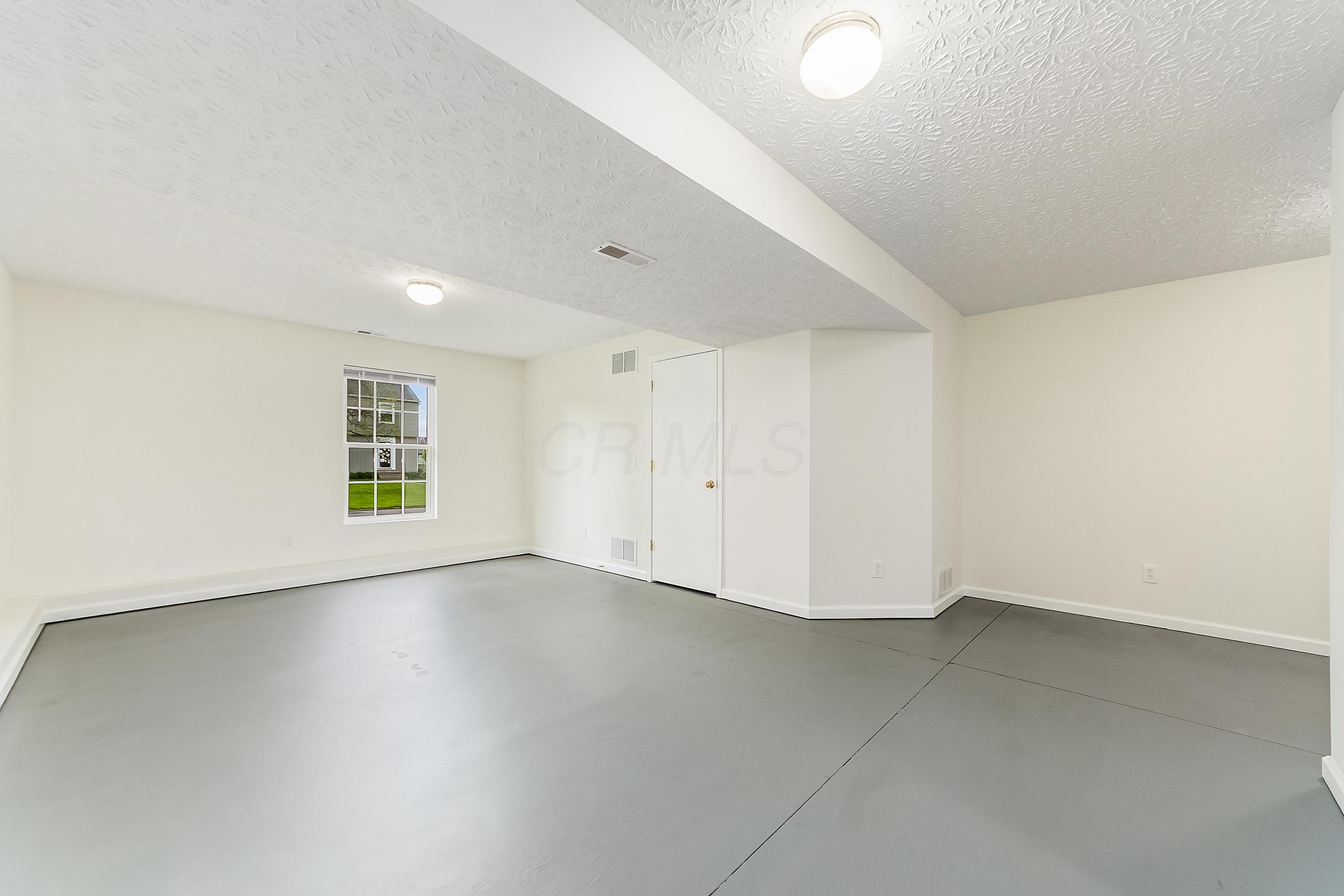 130 Demorest Road Columbus, OH 43204 - Photo 26 of 34