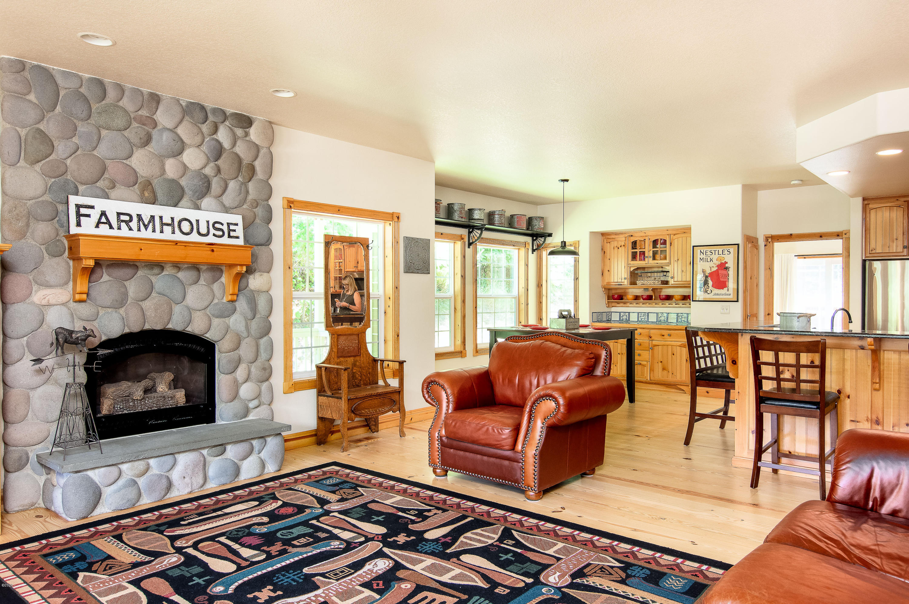 2536 Nashville Road Eddyville, OR 97343 - Photo 10 of 39 Great room looking toward dining area