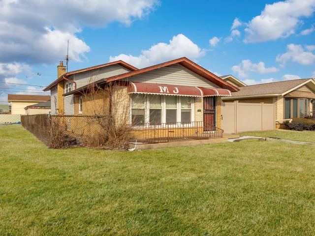 $159,900 | 1538 West 119th Street, Chicago, IL 60643