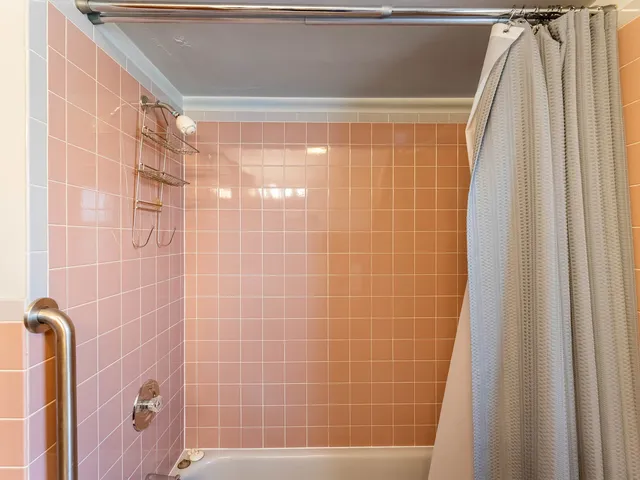 $159,900 | 1538 West 119th Street, Chicago, IL 60643