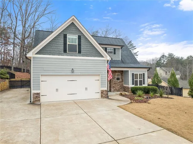 a front view of house with yard