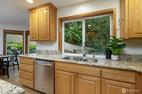 $999,000 | 17210 4th Drive Southeast, Bothell, WA 98012