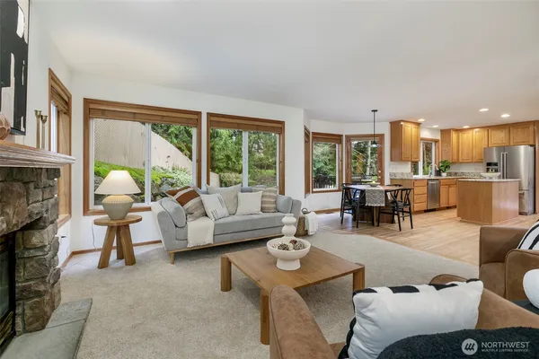 $999,000 | 17210 4th Drive Southeast, Bothell, WA 98012