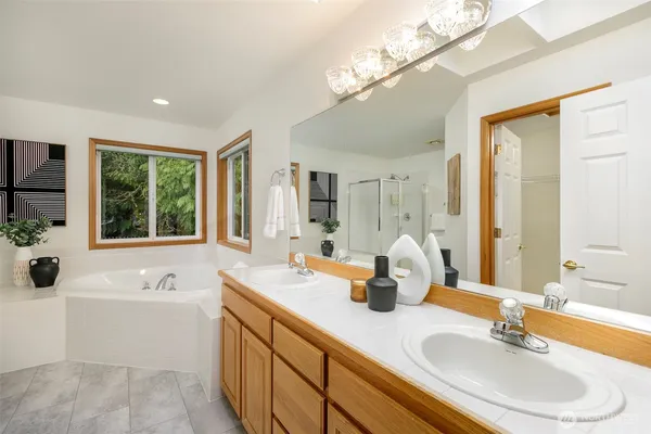 $999,000 | 17210 4th Drive Southeast, Bothell, WA 98012