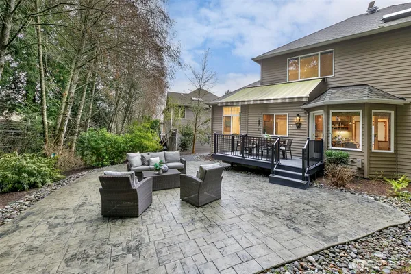 $999,000 | 17210 4th Drive Southeast, Bothell, WA 98012