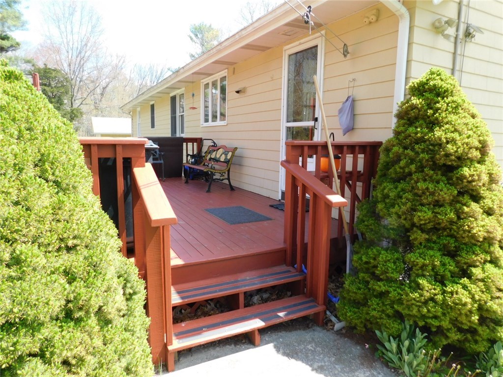 883 Main Street Hopkinton, RI 02832 - Photo 17 of 32 Gallery Image 17