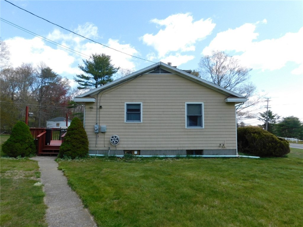 883 Main Street Hopkinton, RI 02832 - Photo 18 of 32 Gallery Image 18