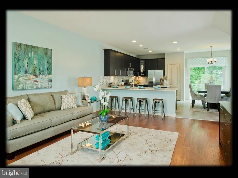 1037 Ramble Run Road Middle River, MD 21220 - Photo 2 of 19 FAMILY ROOM