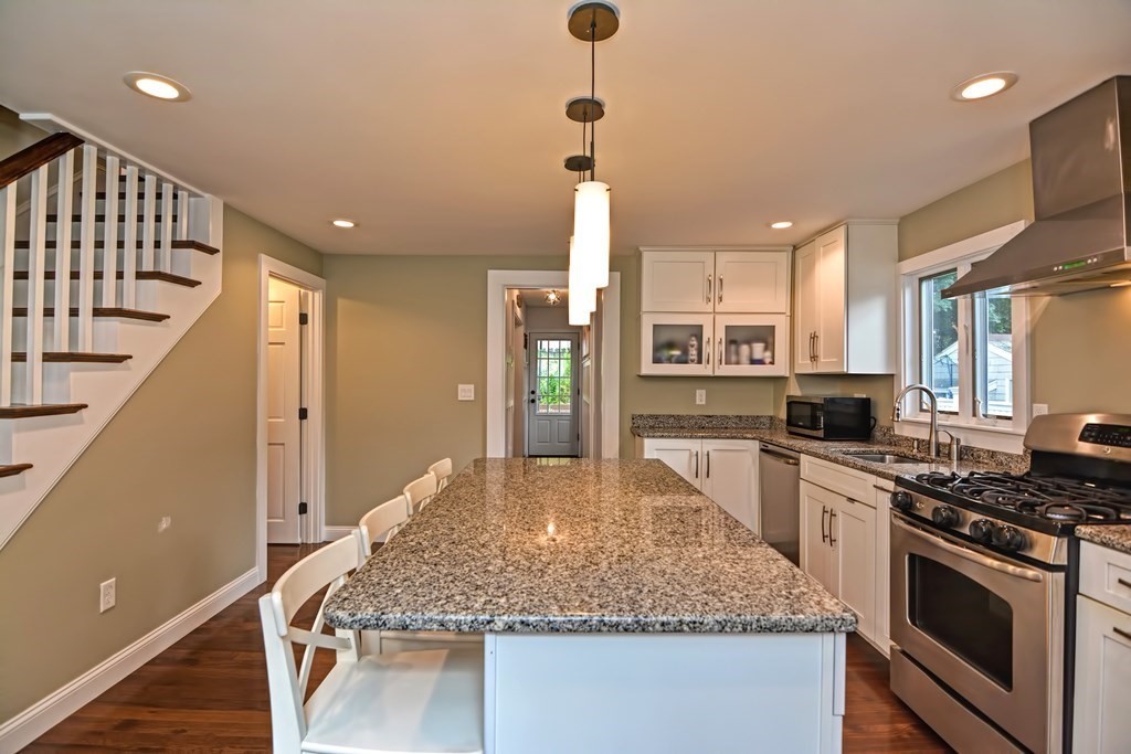 59 Cummings Road Newton, MA 02459 - Photo 4 of 23