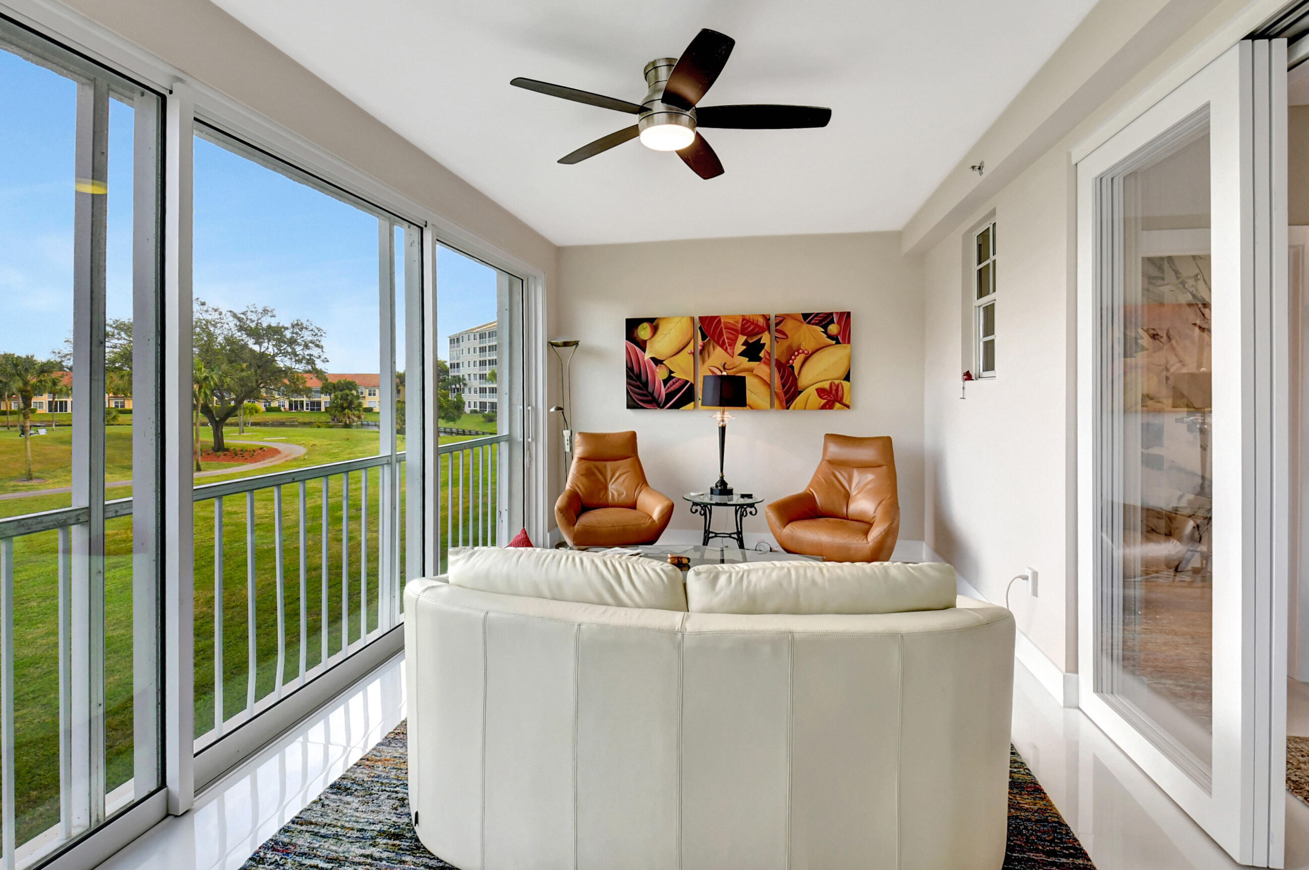 17031 Boca Club Boulevard, Unit 62B Boca Raton, FL 33487 - Photo 20 of 50 Sitting