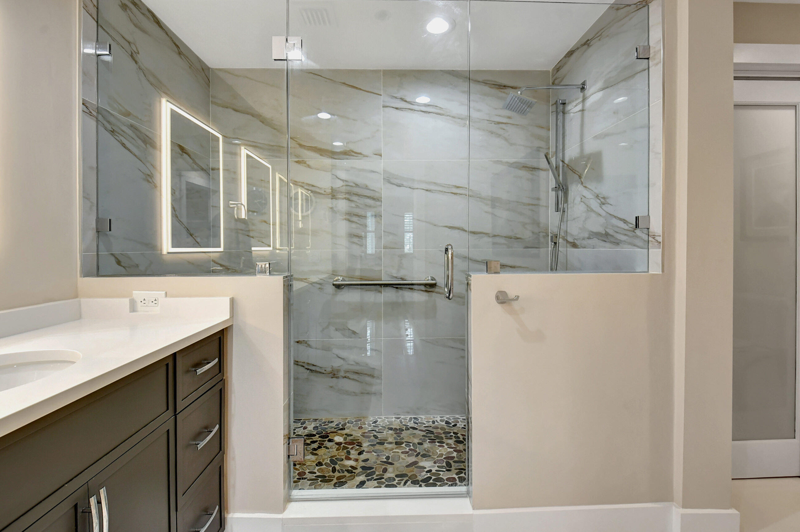 17031 Boca Club Boulevard, Unit 62B Boca Raton, FL 33487 - Photo 42 of 50 Primary bath