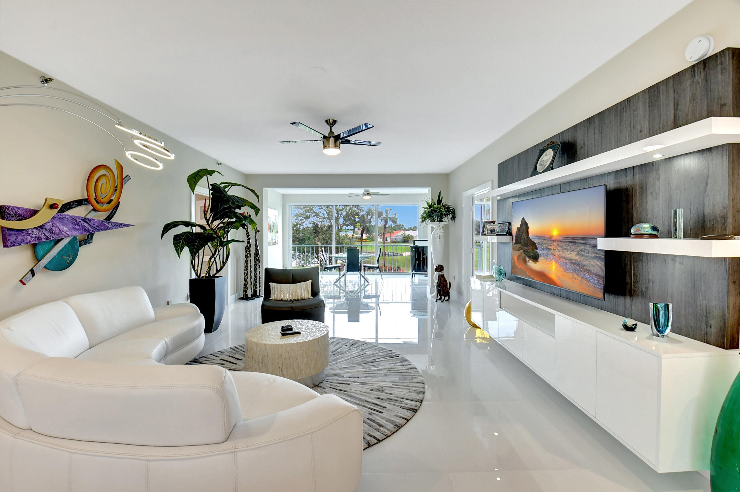 17031 Boca Club Boulevard, Unit 62B Boca Raton, FL 33487 - Photo 8 of 50 Living