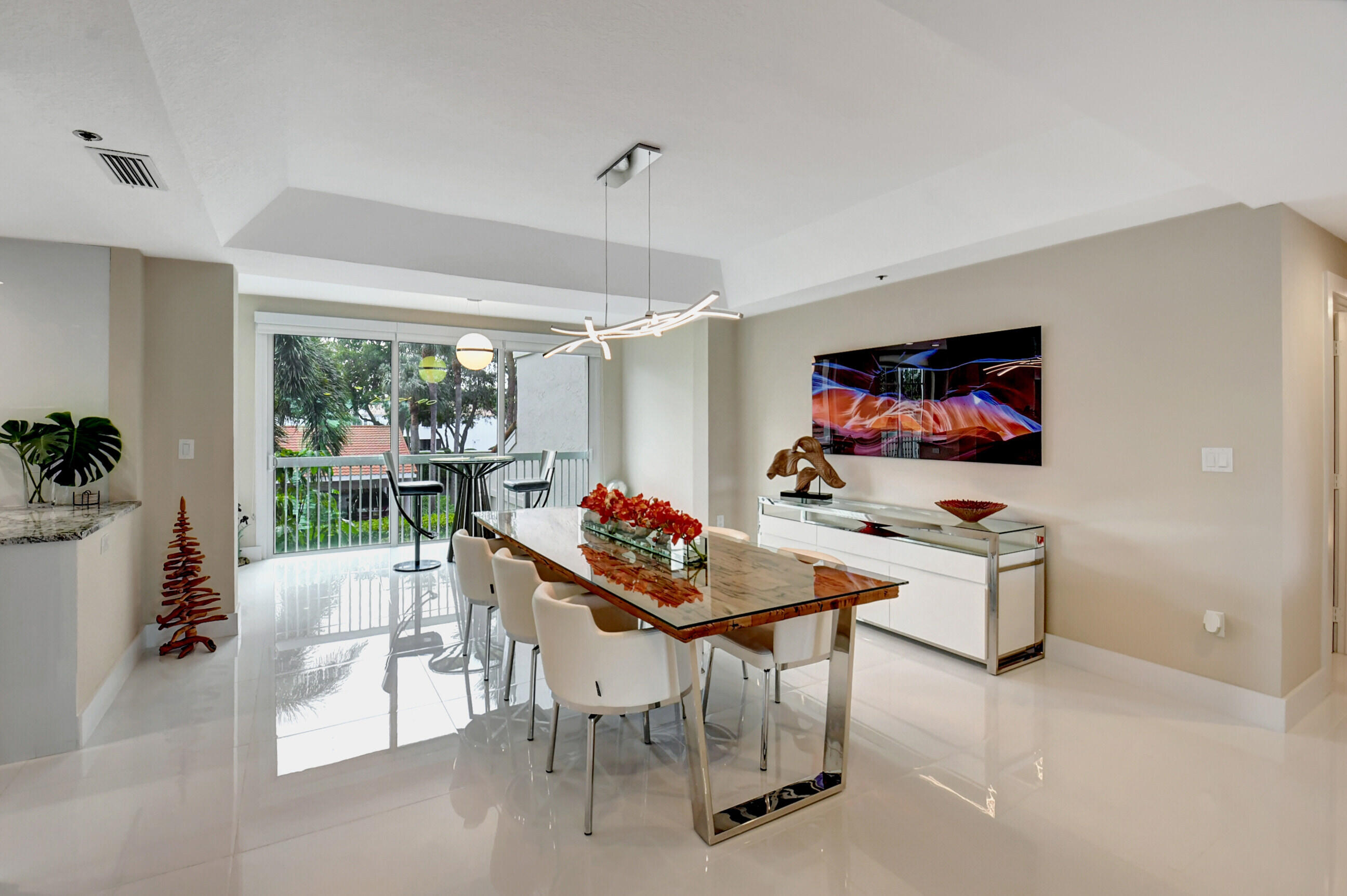 17031 Boca Club Boulevard, Unit 62B Boca Raton, FL 33487 - Photo 10 of 50 Dining