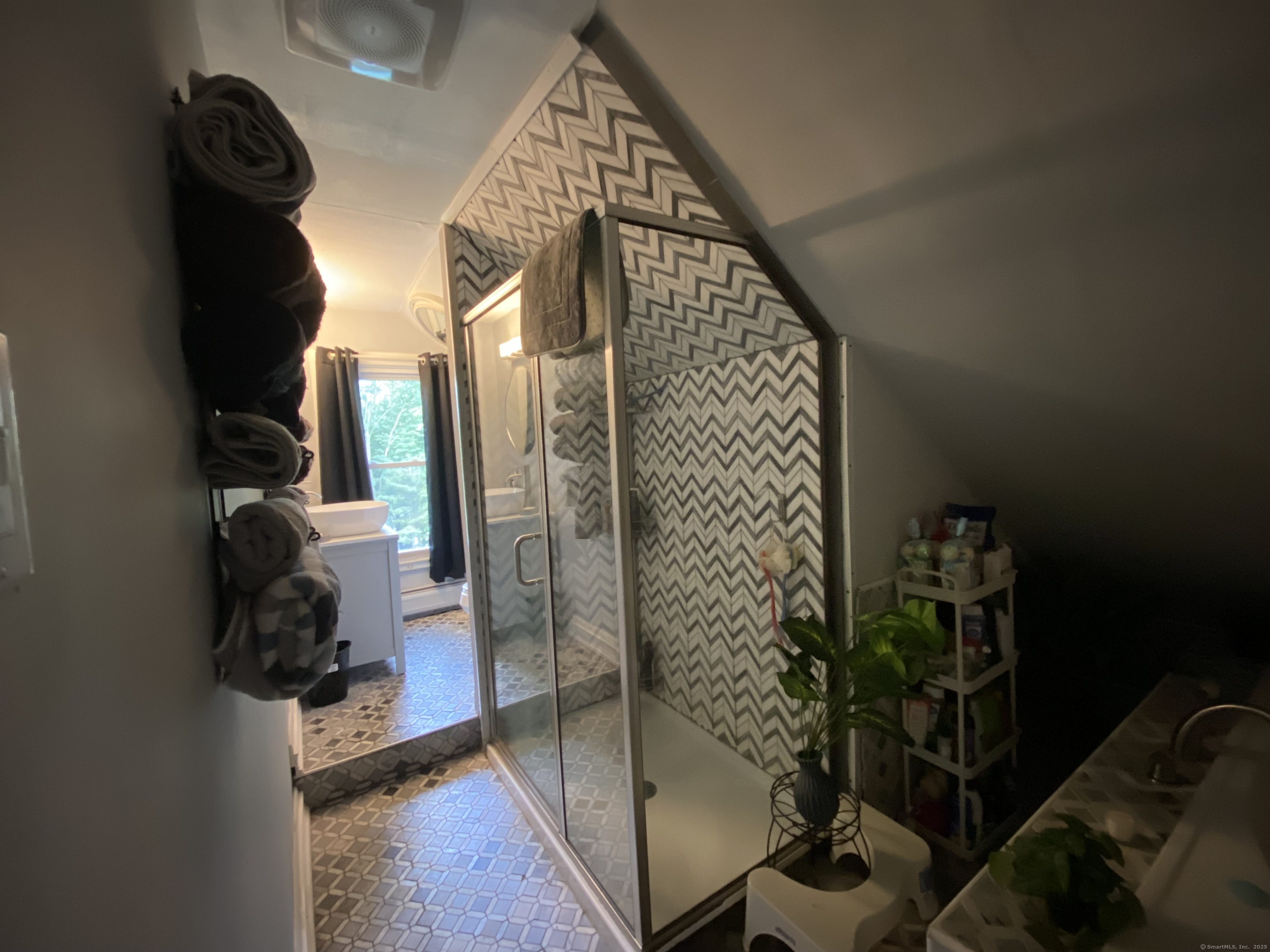 148 Hillside Avenue Torrington, CT 06790 - Photo 23 of 38