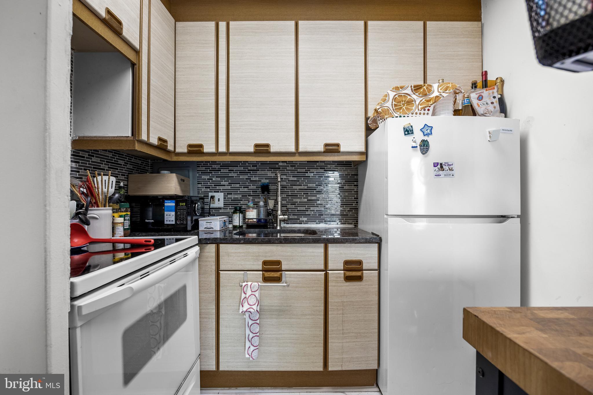 401 Cooper Landing Road, Unit 628 Cherry Hill, NJ 08002 - Photo 12 of 34